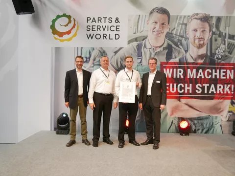 Medaillenübergabe im Rahmen der Parts & Service World