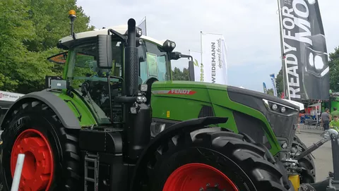 Fendt 942 Vario auf dem Stand des technischen Fendt Vertriebspartners Agromex