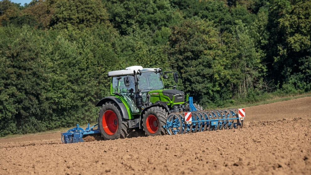 Fendt 200 Vario mit Frontpacker