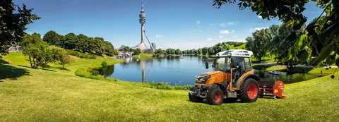 Fendt tractor at work