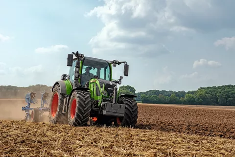 Fendt tractor in action