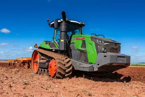 Fendt 1167 Vario MT frontal perspectiva