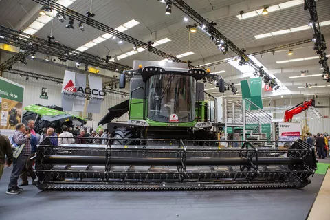 Mähdrescher Fendt 6335 CPLI