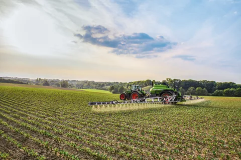 Fendt Rogator im Einsatz auf dem Feld