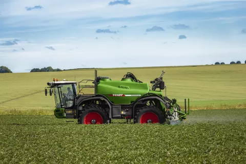 Fendt Rogator im Einsatz auf dem Feld