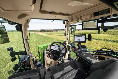 Fahrerkabine eines Fendt Traktors