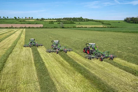 Variierende Arbeitsbreiten von 6,90 bis 10 Meter beim Fendt Former C