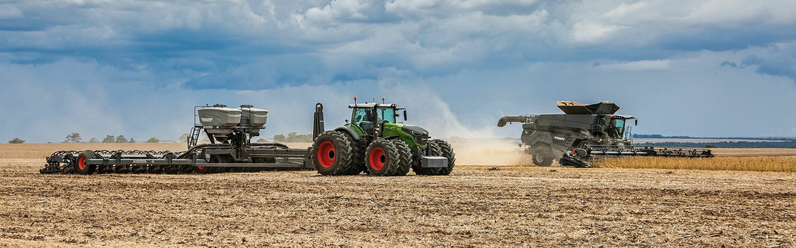 Fendt MOMENTUM und Fendt IDEAL im Einsatz.