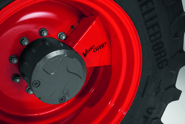 Primer plano de un neumático con el sistema de regulación de presión de los neumáticos VarioGrip.