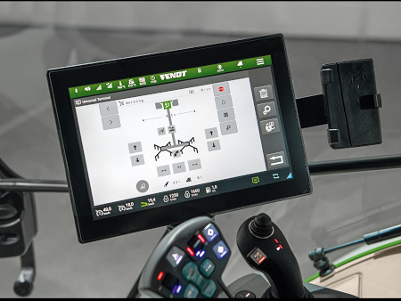 Lähikuva Fendt-päätteestä, jossa on ISOBUS-asetusvaihtoehtoja.