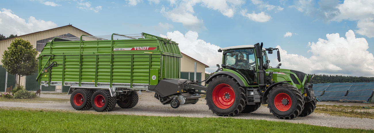 Fendt Tigo MS rendfelszedőkocsi Fendt 300 Vario traktorral