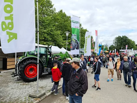 Visitors in front of the Fendt stand of the distributor Agromex at Země živitelka