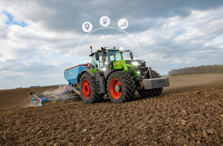 The Fendt 900 Vario in the field with seed drill combination and icons.