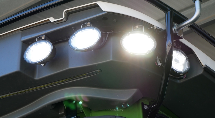 Fendt 900 Vario MT LED apgaismojuma pakete, kabīnes jumta daļā