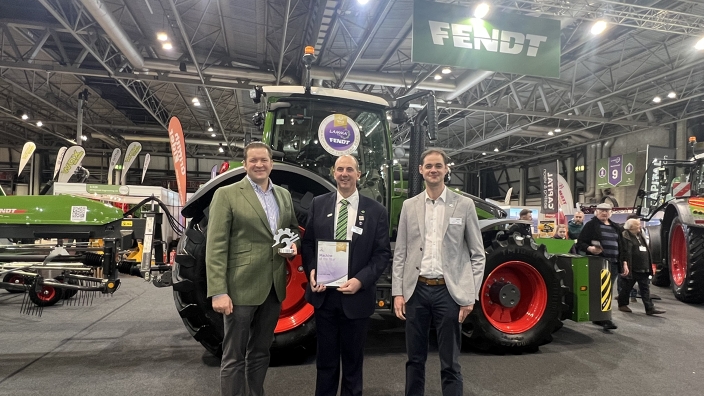 Fendt 600 Vario wins "Machine of the Year" award at LAMMA