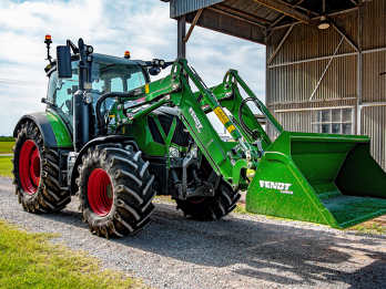 Fendt 300 Vario Tractor