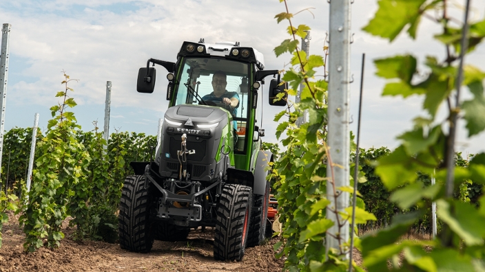 Fendt introduces the 900 Series tractor - Grainews, fendt